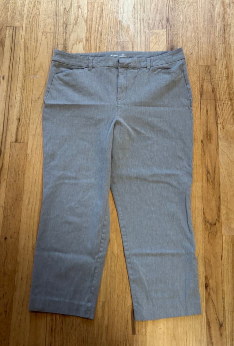 Women’s Gray Old Navy Pixie High Rise Secret Slim Pockets Dress Pants, size 16